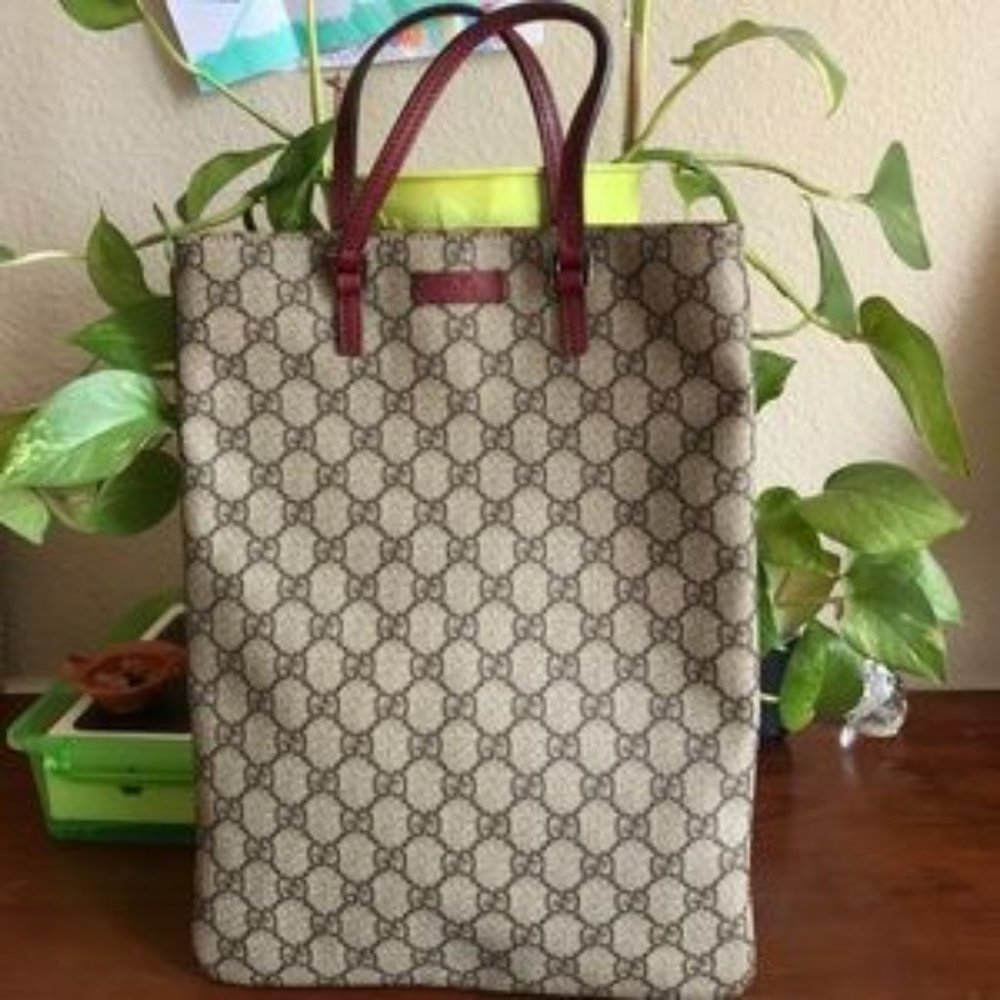 Vintage Gucci logo mini tote bag **Host Hot Pick**